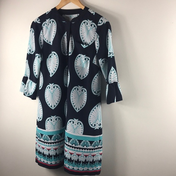 Crown & Ivy Shell Print Shift Dress Bell Sleeve - Picture 1 of 8